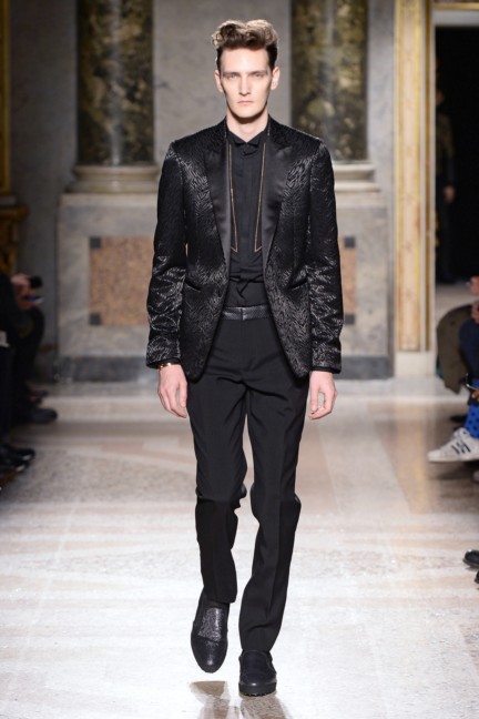 roberto-cavalli-milan-mens-autumn-winter-2015-32