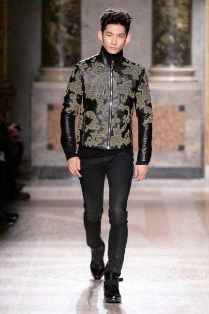 roberto-cavalli-milan-mens-autumn-winter-2015-33