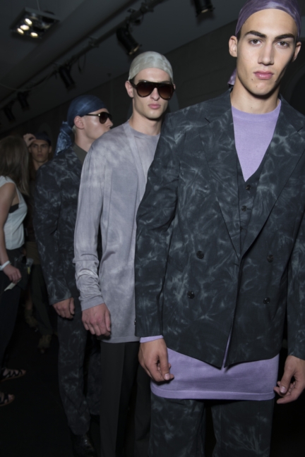 ss16-versacebackstage-039