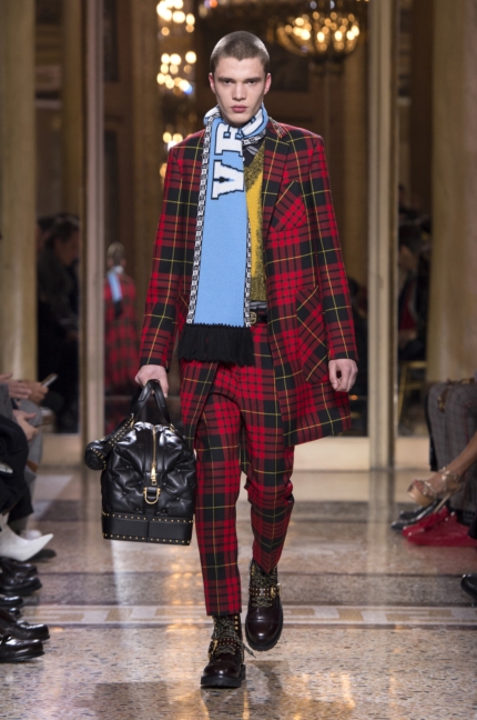 versace_men_fw1810