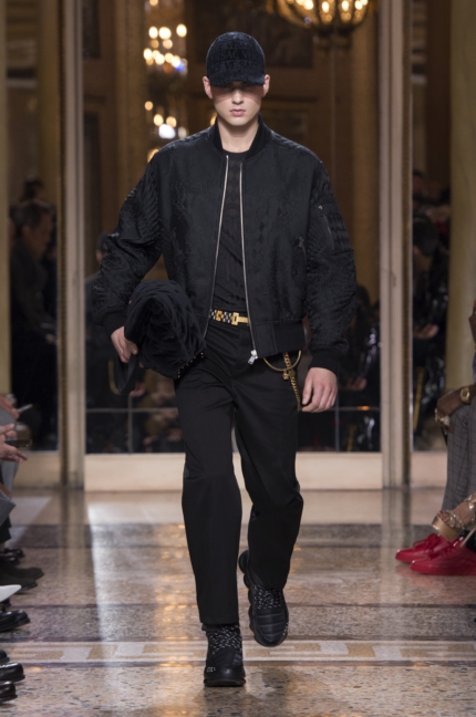 versace_men_fw1845