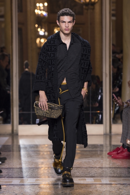 versace_men_fw1846