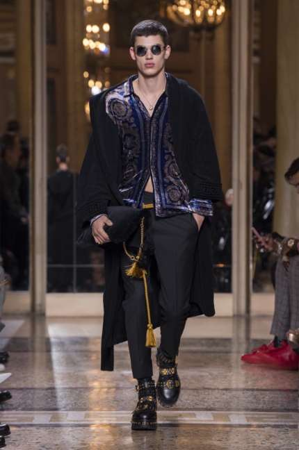 versace_men_fw1854