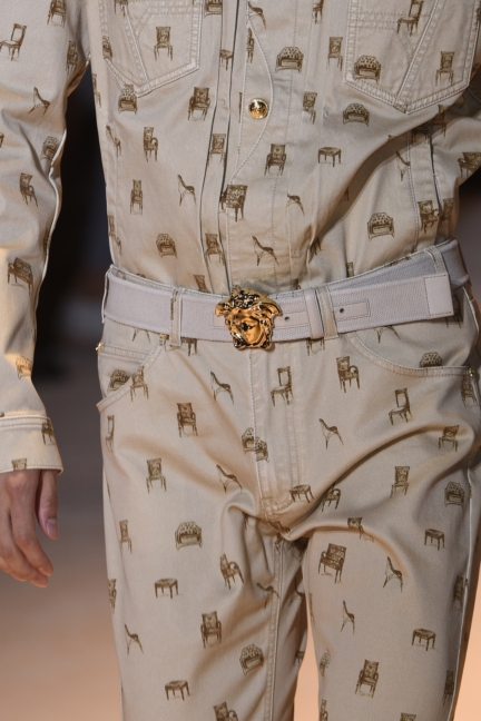 versace-milan-mens-spring-summer-2016-details-21