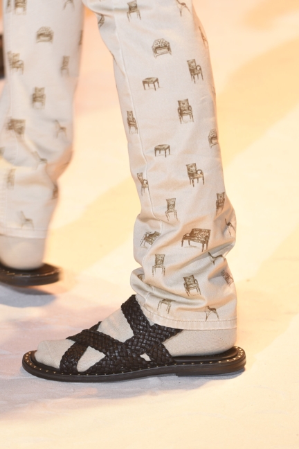 versace-milan-mens-spring-summer-2016-details-45