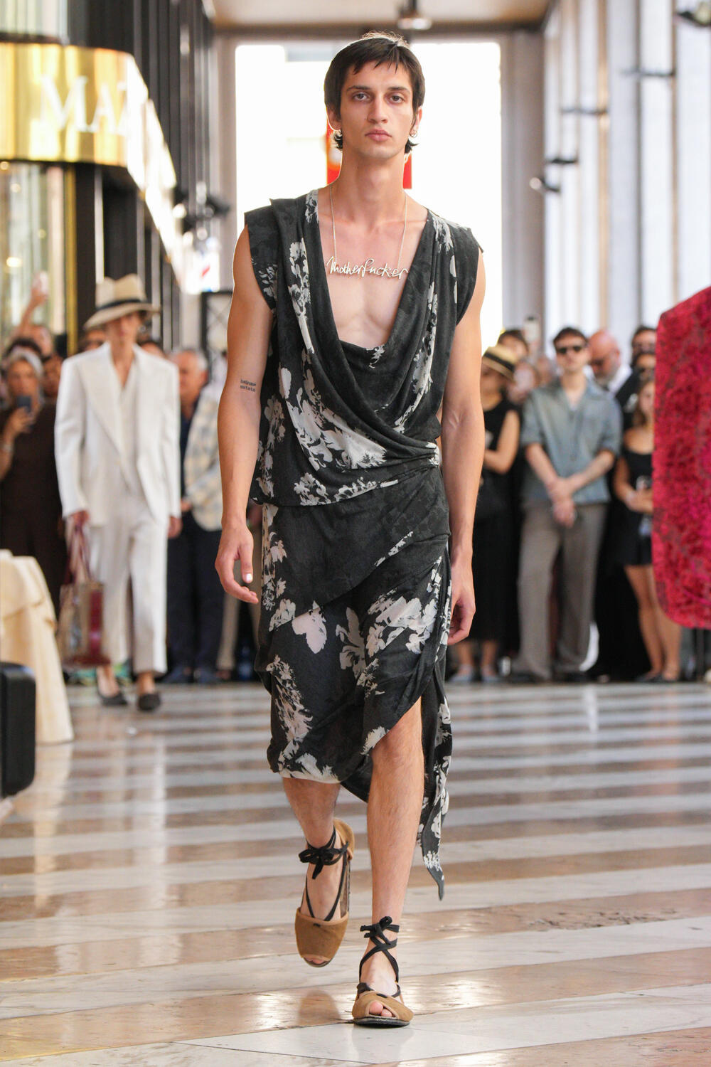 vivienne-westwood-ss-26-19