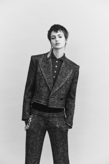 oq21zugljdhvyzttpbwfnztsxmtu0otu0o2rlzmf1bhq__r4btransp___2ab35744