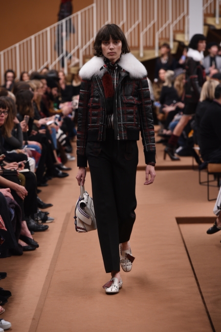 tods_women_fw17_look_03