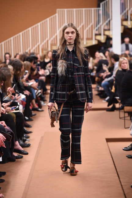 tods_women_fw17_look_19