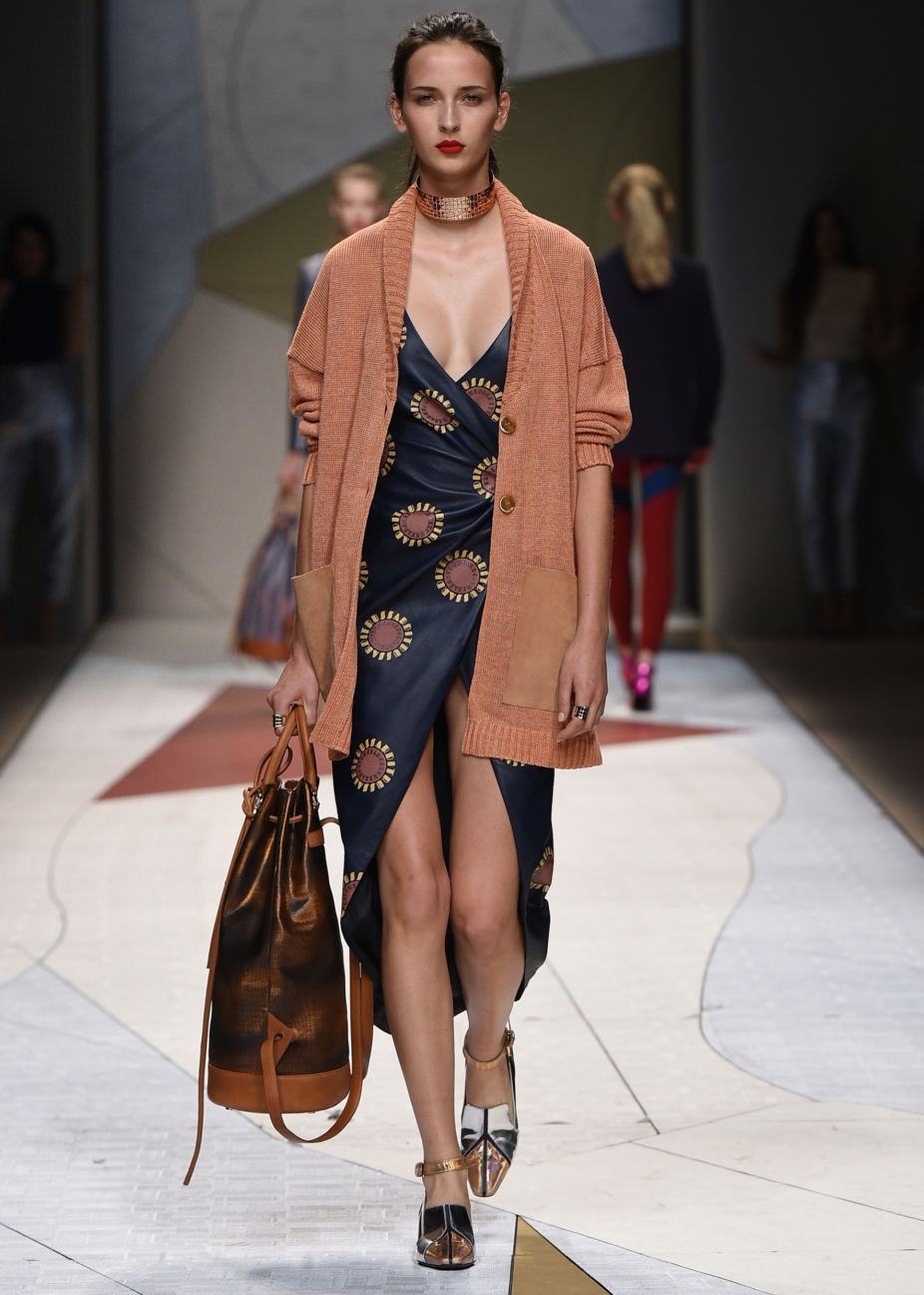 016_trussardi-womens-ss17-show