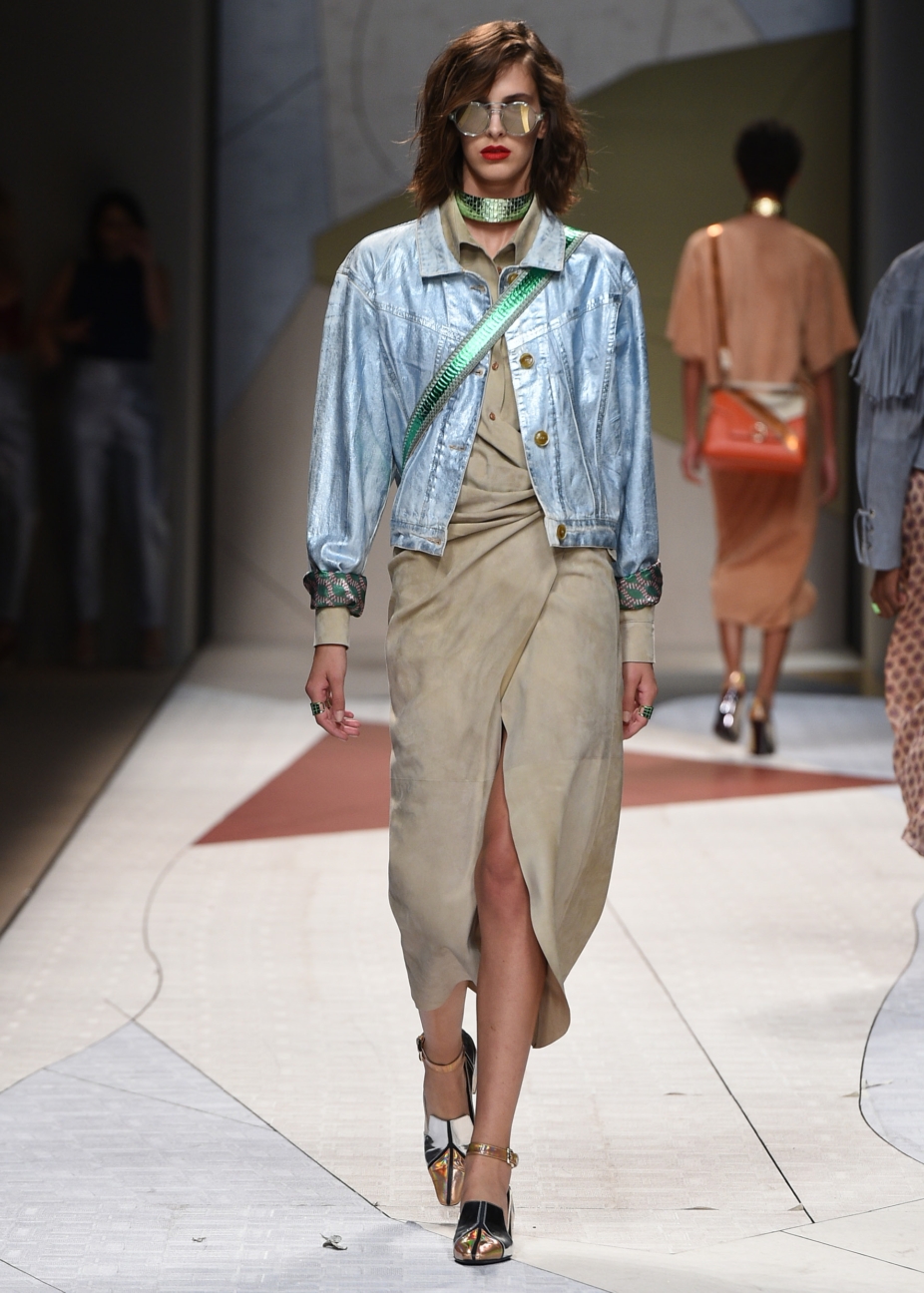 034_trussardi-womens-ss17-show