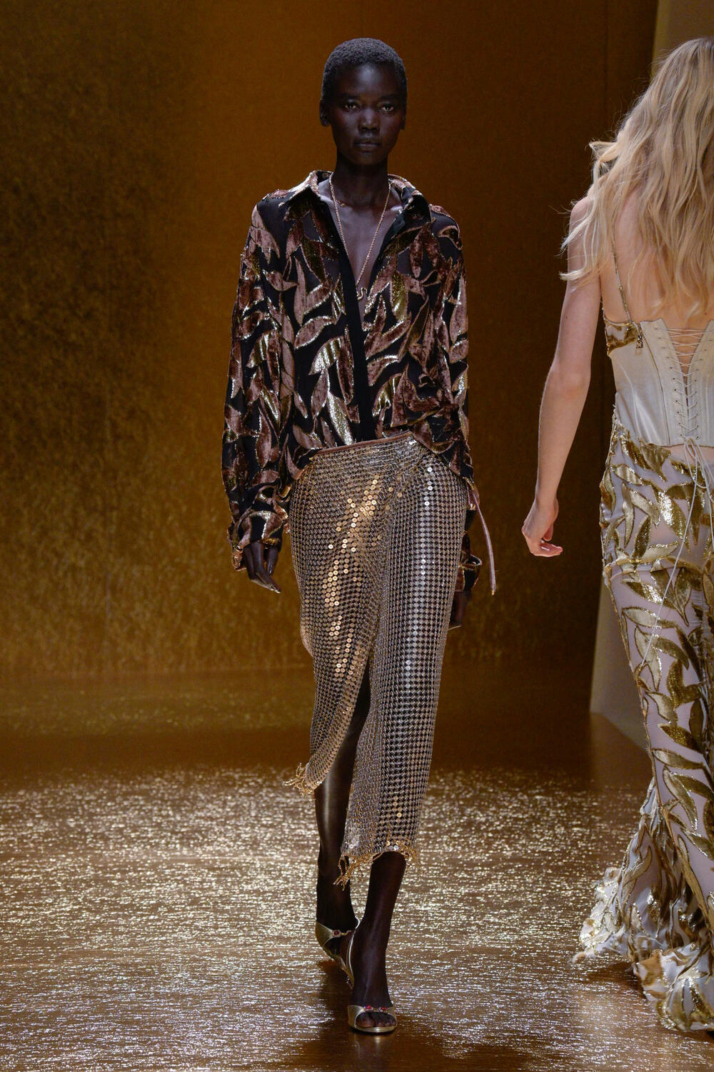 mfw-versace-ss-26-20