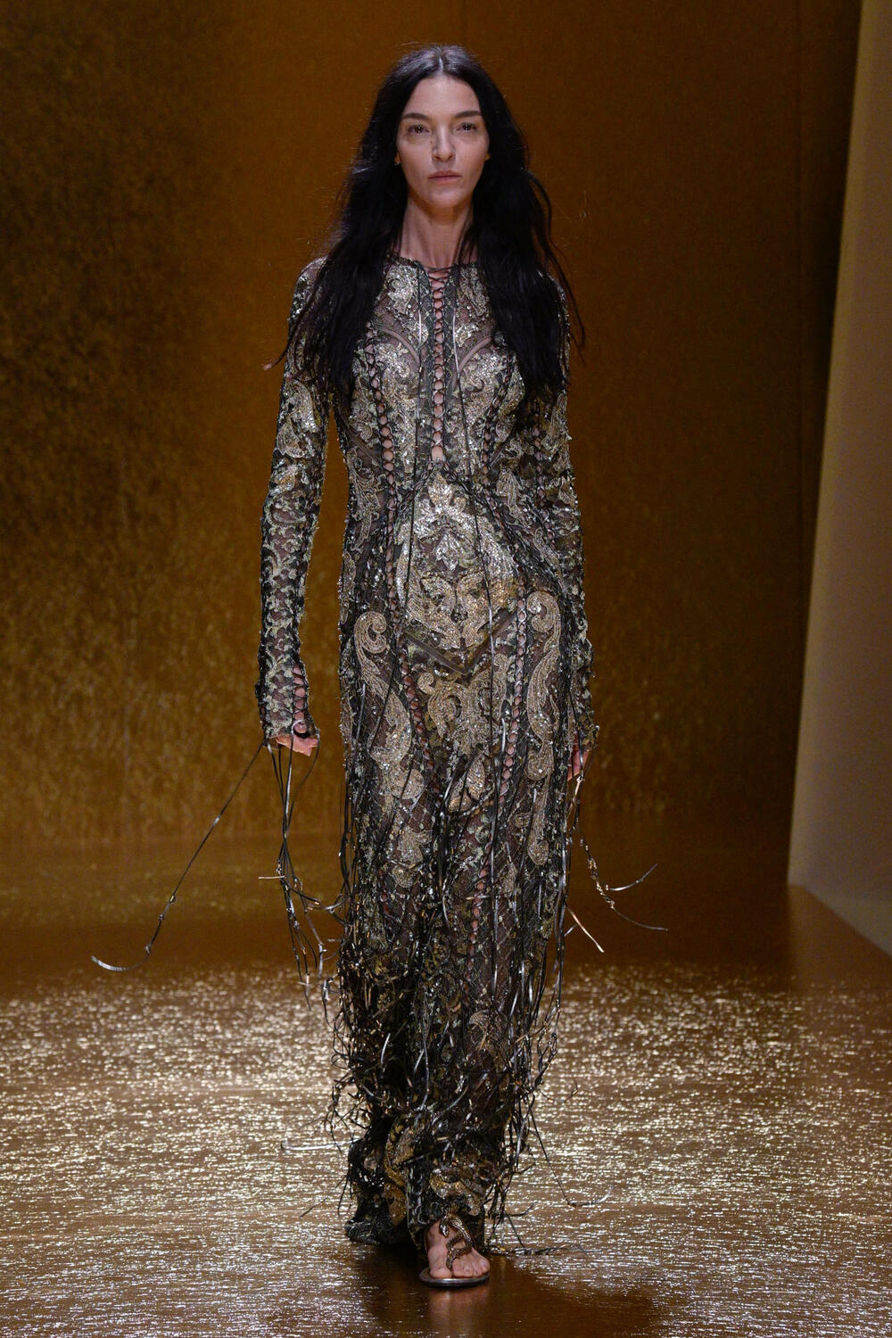 mfw-versace-ss-26-4