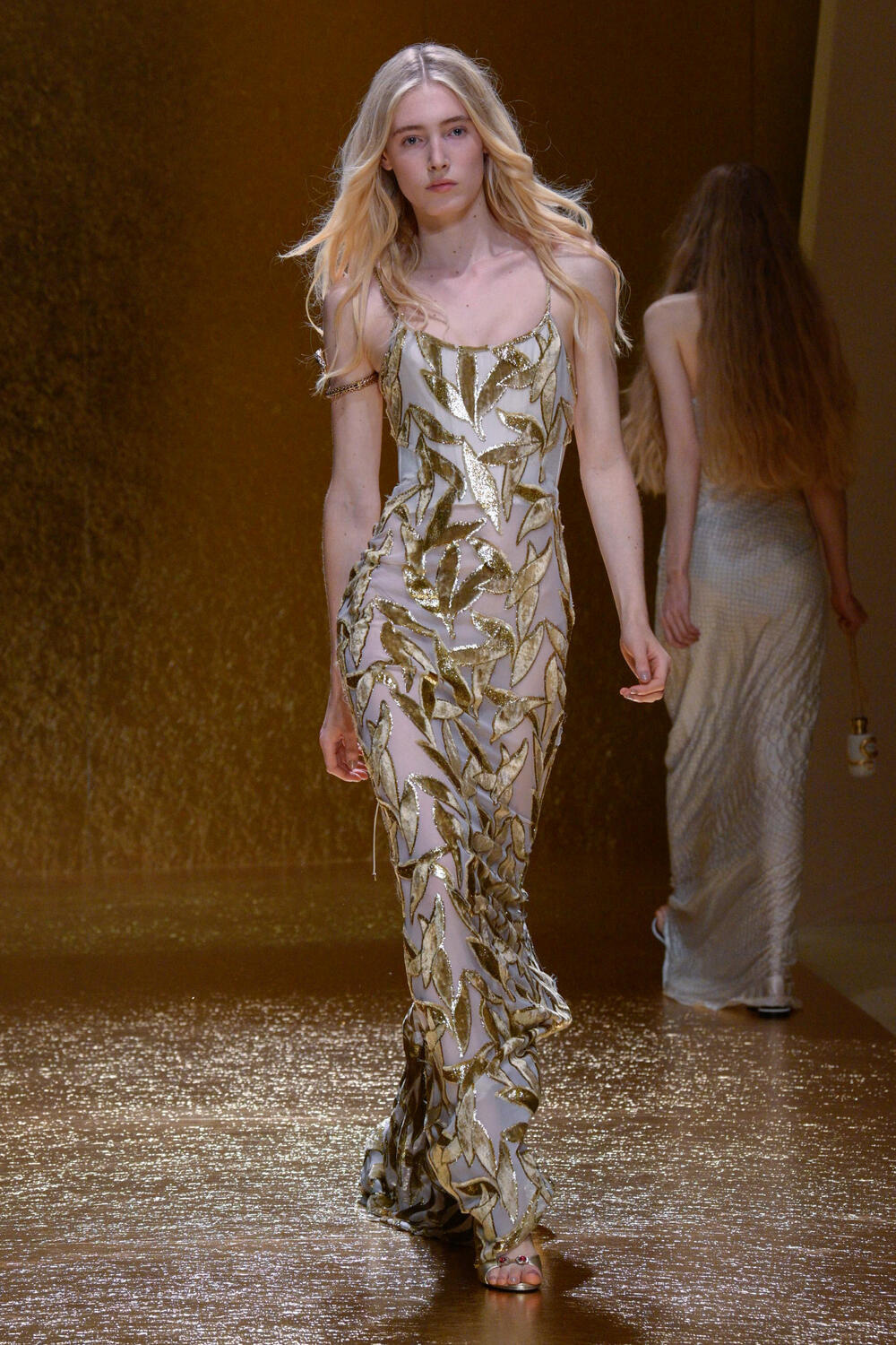 mfw-versace-ss-26-9