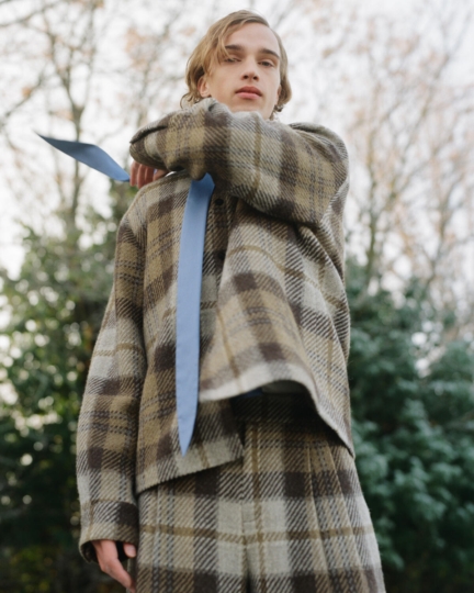 oq21zugljdhvyzttpbwfnztsxmtu0mzawo2rlzmf1bhq__r4btransp___49fa8923