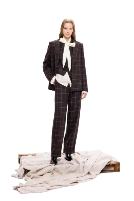 oq21zugljdhvyzttpbwfnztsxmtu0mzewo2rlzmf1bhq__r4btransp___889740cb