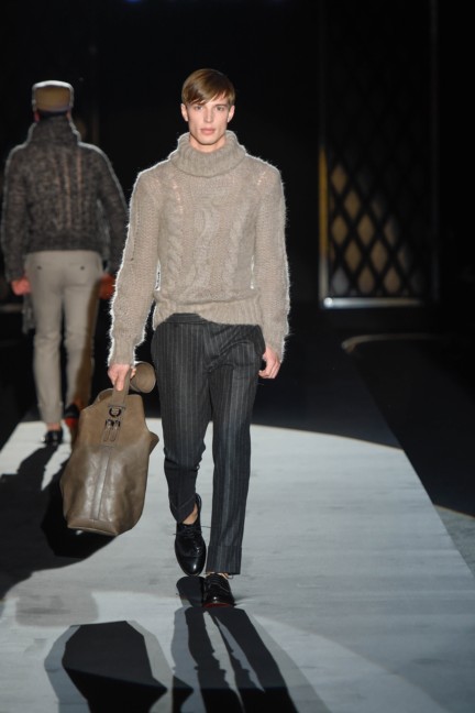 daks-milan-mens-autumn-winter-2015-11