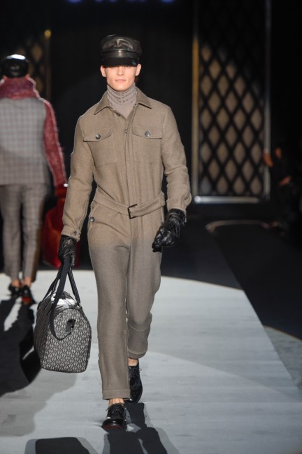 daks-milan-mens-autumn-winter-2015-8