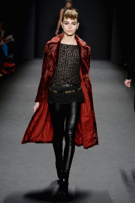 aw-2014_mercedes-benz-fashion-week-new-york_us_carmen-marc-valvo_44909