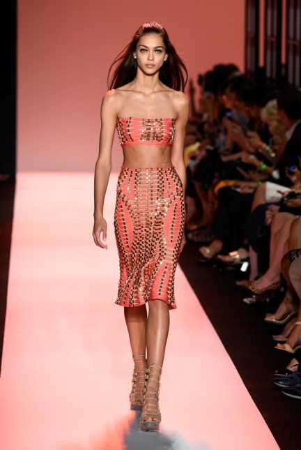 ss-2015_mercedes-benz-fashion-week-new-york_us_herve-leger-by-max-azria_50571