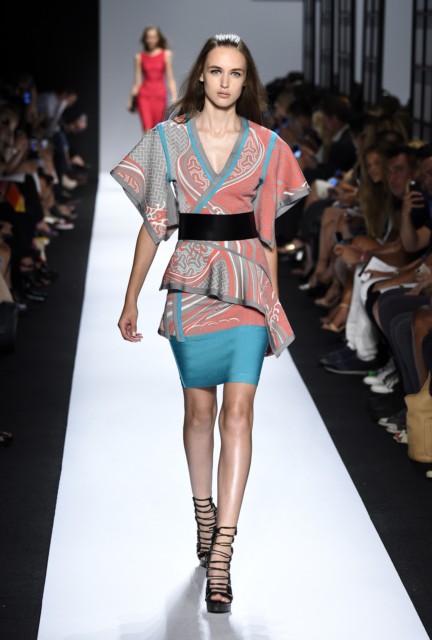 ss-2015_mercedes-benz-fashion-week-new-york_us_herve-leger-by-max-azria_50582