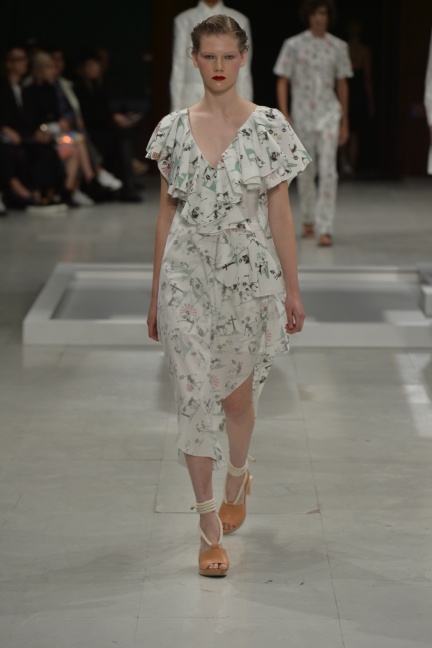 chalayan-paris-fashion-week-spring-summer-2015-12