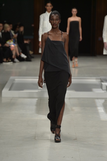 chalayan-paris-fashion-week-spring-summer-2015-24