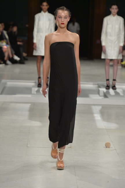 chalayan-paris-fashion-week-spring-summer-2015-25