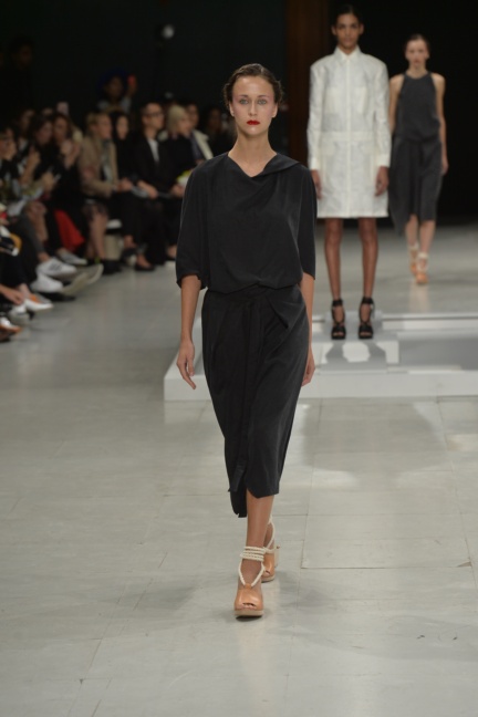 chalayan-paris-fashion-week-spring-summer-2015-28