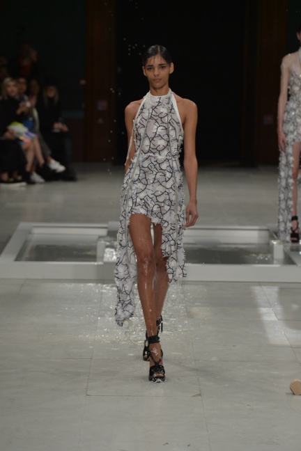 chalayan-paris-fashion-week-spring-summer-2015-38