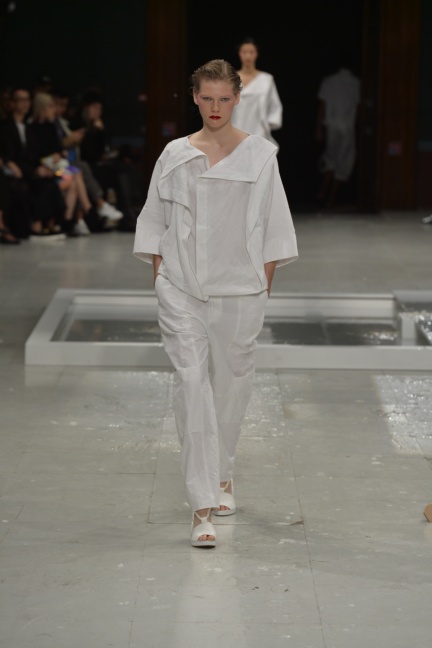 chalayan-paris-fashion-week-spring-summer-2015-48