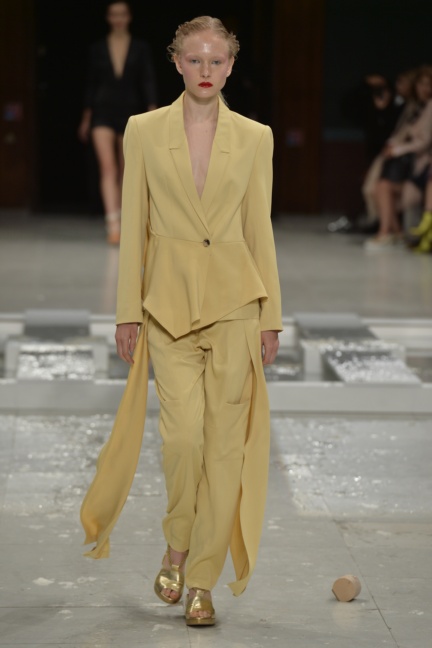 chalayan-paris-fashion-week-spring-summer-2015-56