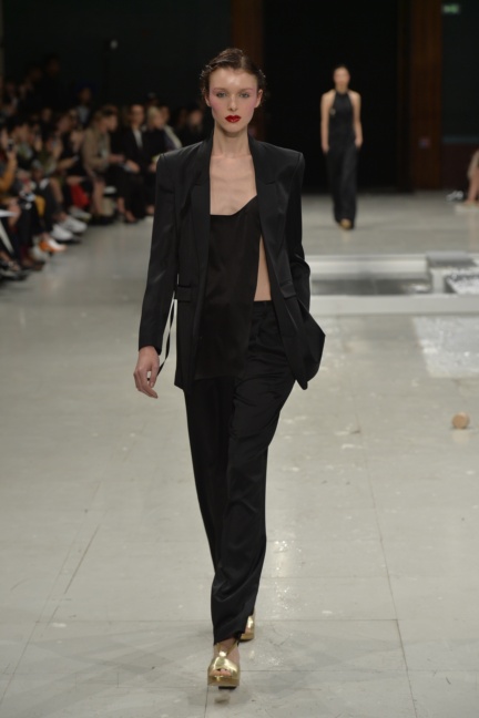 chalayan-paris-fashion-week-spring-summer-2015-58