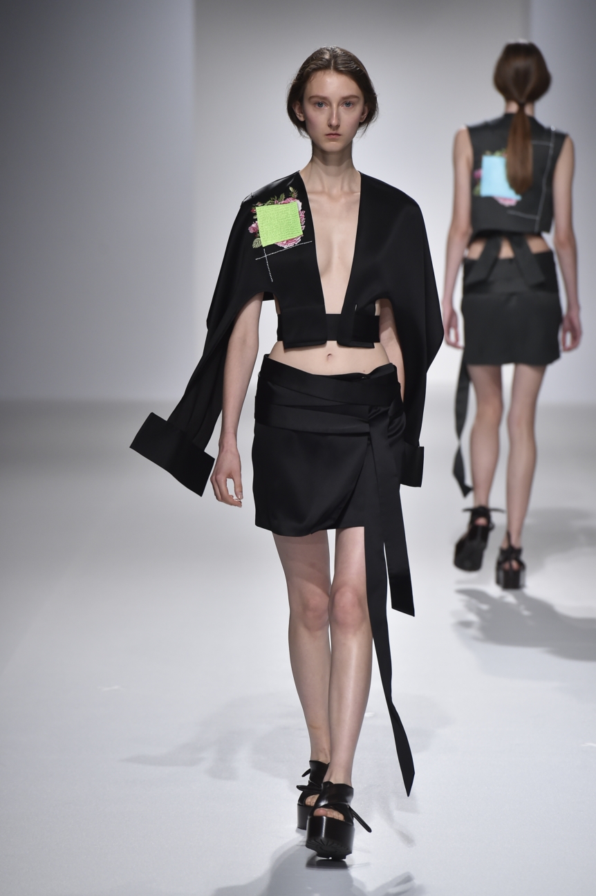 chalayan-look-24