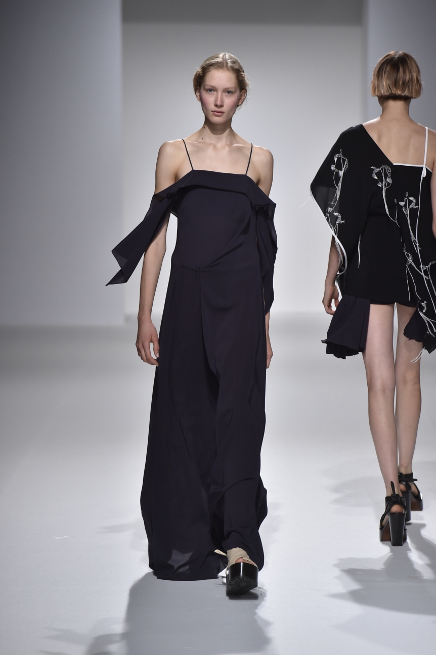 chalayan-look-37