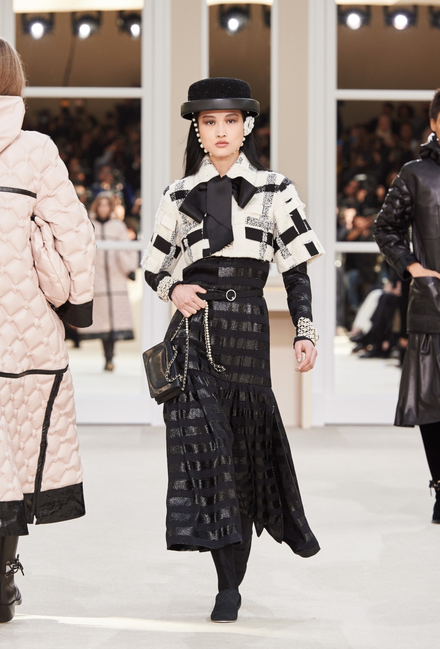 chanel-paris-fashion-week-autumn-winter-2016-runway-56