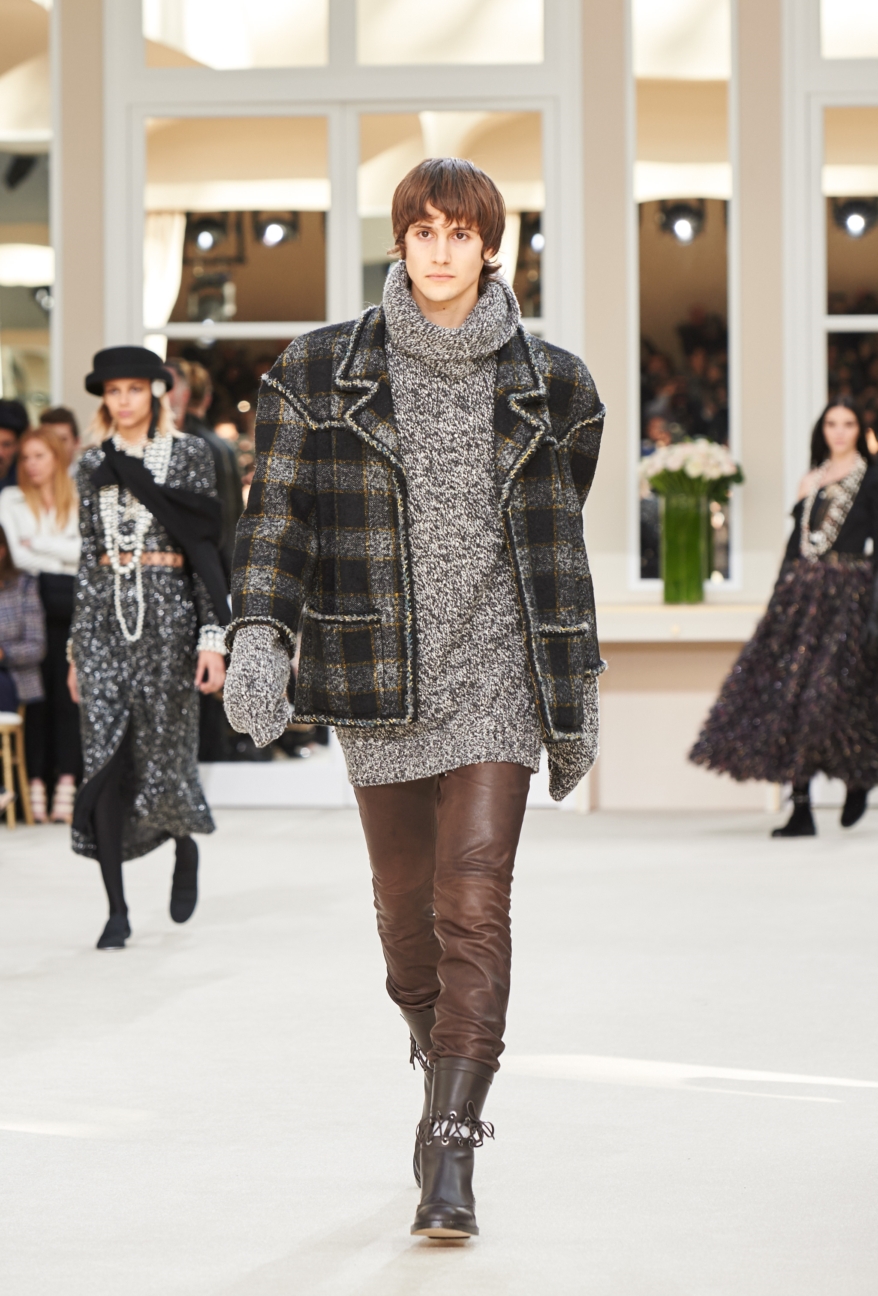 chanel-paris-fashion-week-autumn-winter-2016-runway-77