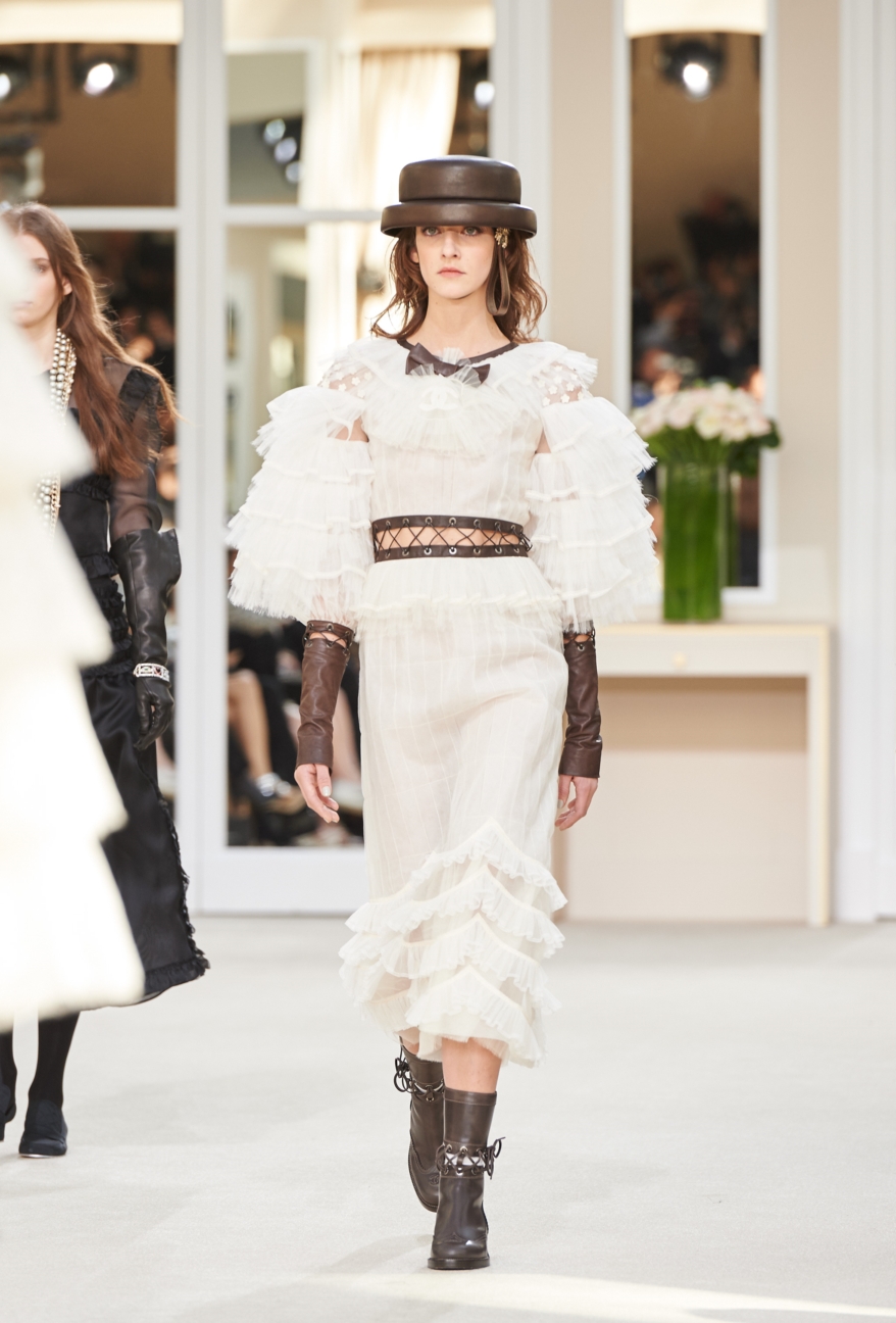 chanel-paris-fashion-week-autumn-winter-2016-runway-89