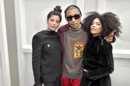 53_ibeyi-and-pharrell-williams_fall-winter-2017-18-ready-to-wear-collection