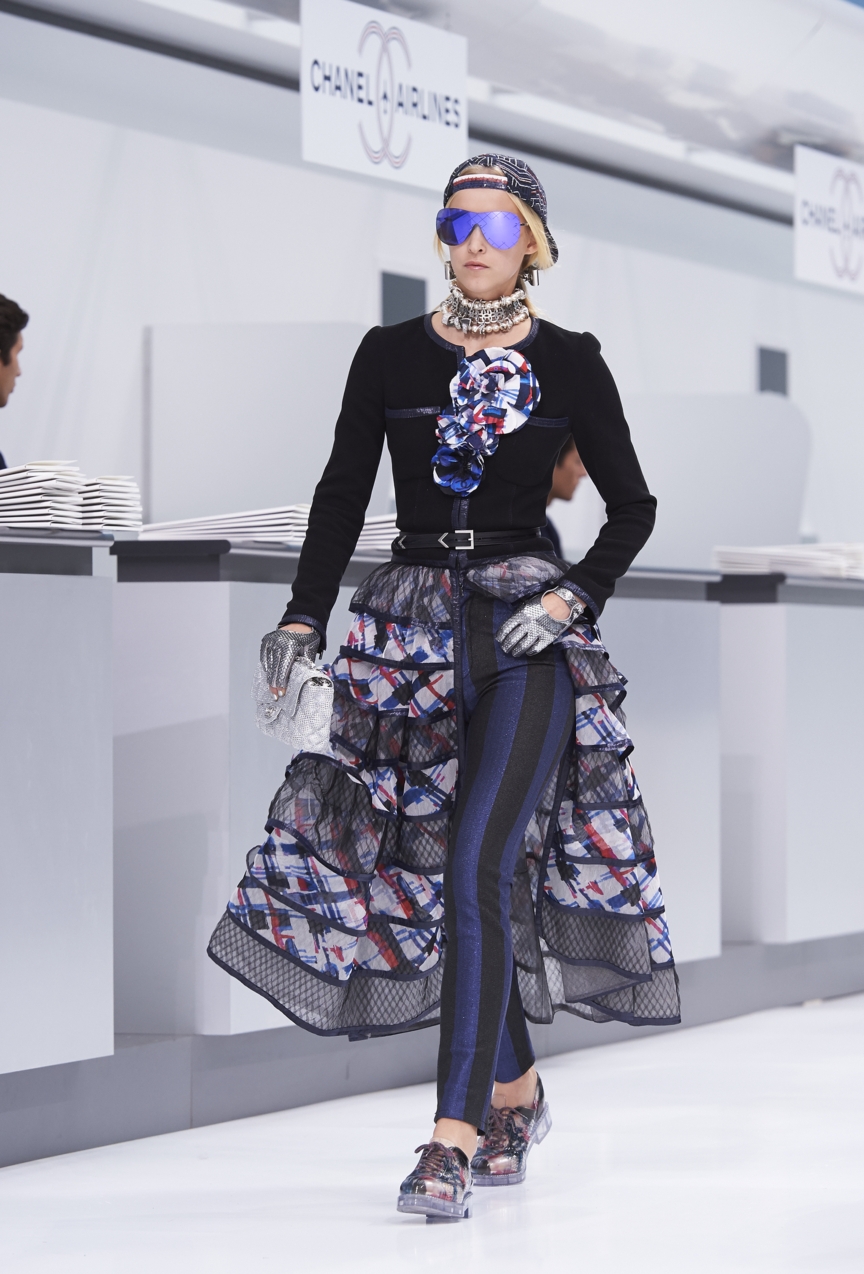 chanel-paris-fashion-week-spring-summer-2016-show-33