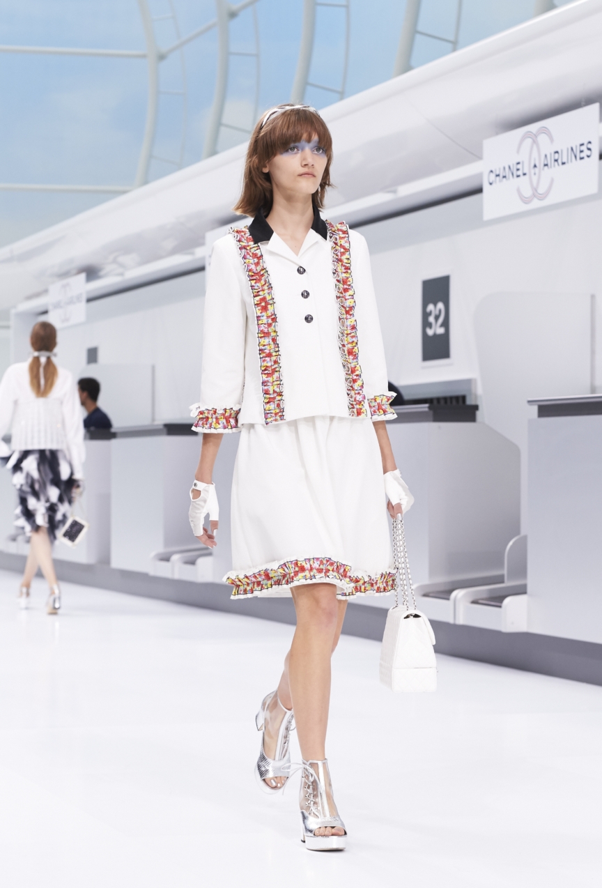 chanel-paris-fashion-week-spring-summer-2016-show-62