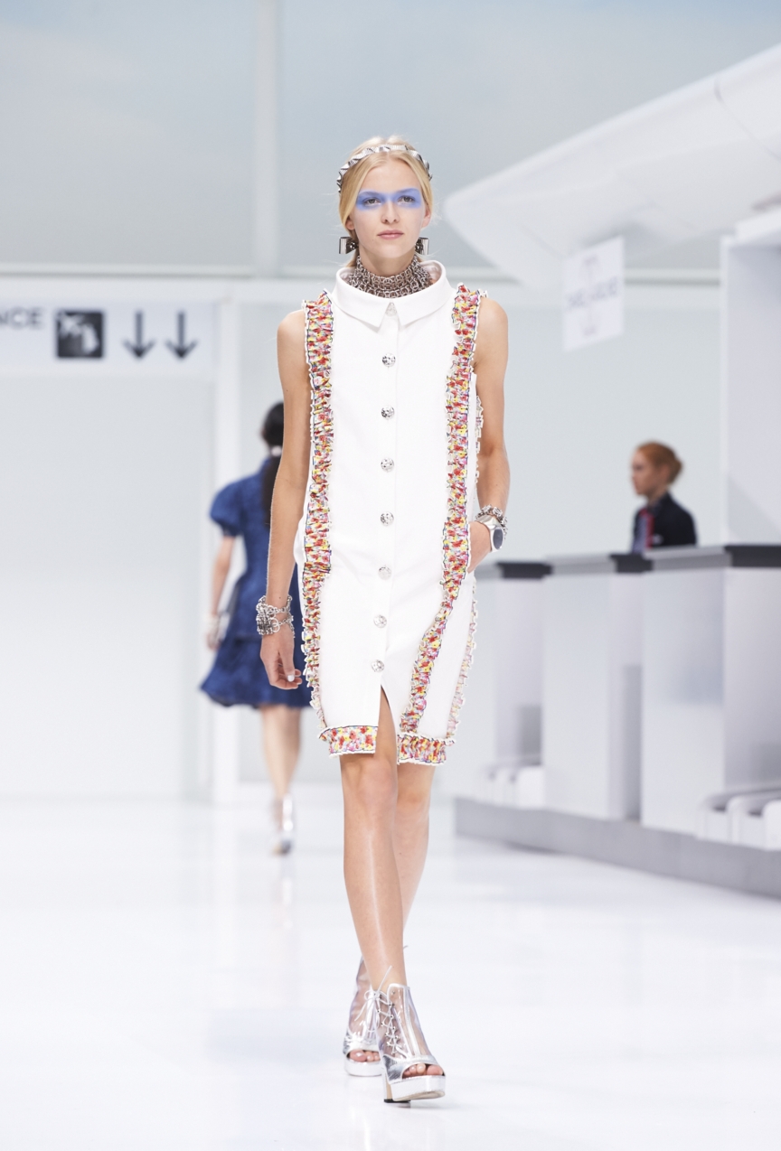 chanel-paris-fashion-week-spring-summer-2016-show-64