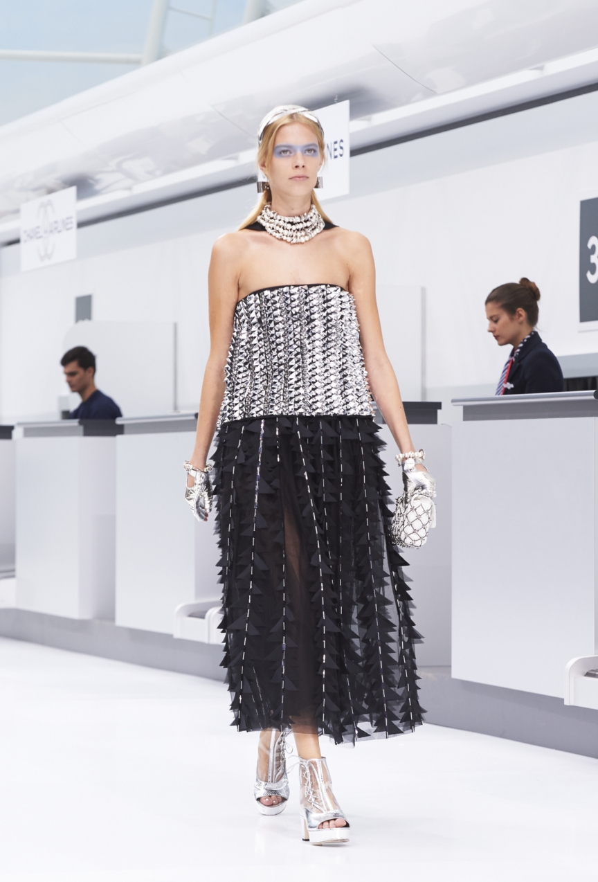 chanel-paris-fashion-week-spring-summer-2016-show-94