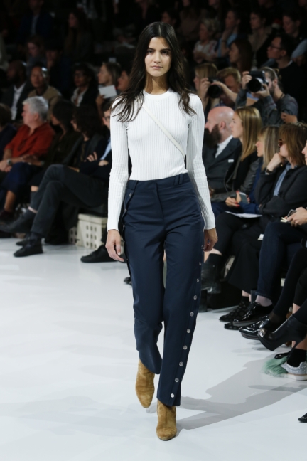 courreges-paris-fashion-week-spring-summer-2016-37