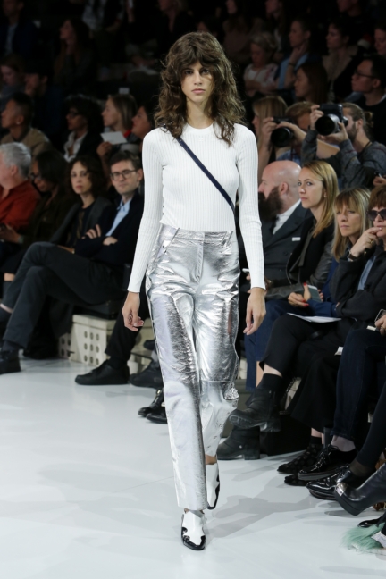 courreges-paris-fashion-week-spring-summer-2016-39