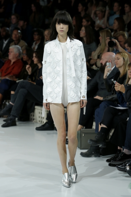 courreges-paris-fashion-week-spring-summer-2016-48