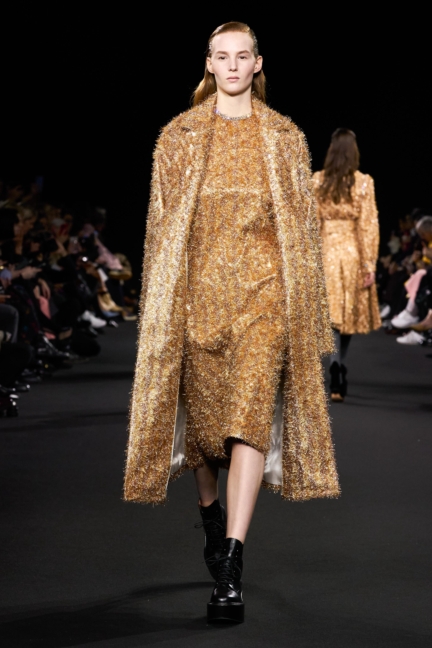 rochas-fw20-look-24