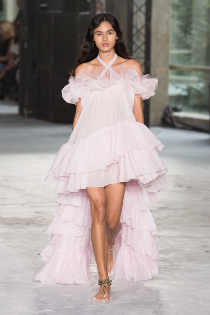 giambattista-valli-ss18-look-43