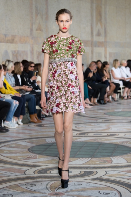 giambattista-valli-haute-couture-13-look-2