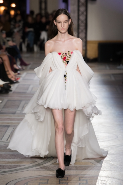 giambattista-valli-haute-couture-14-look-20